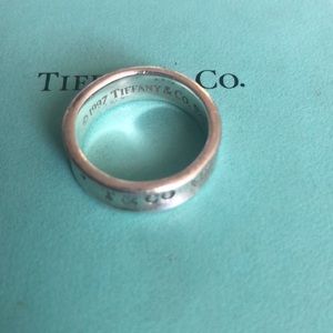 Tiffany&Co. ring